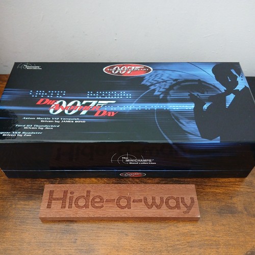 Minichamps bond collection - minichamps,