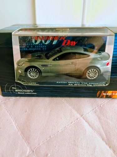 Minichamps aston martin - 1/43,