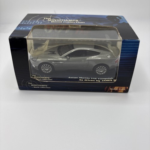 Minichamps james bond - james,